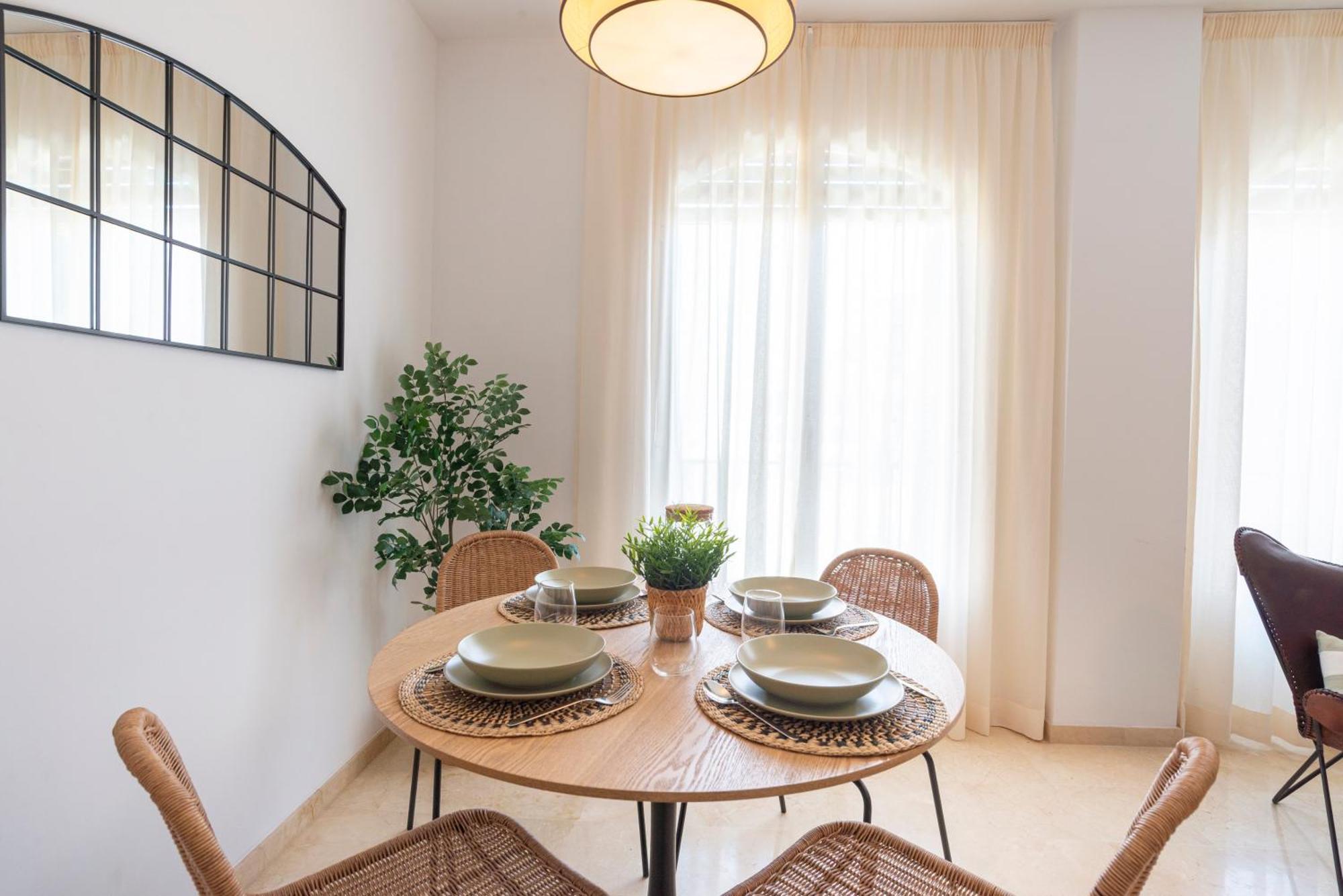 Appartement & Pool In Center