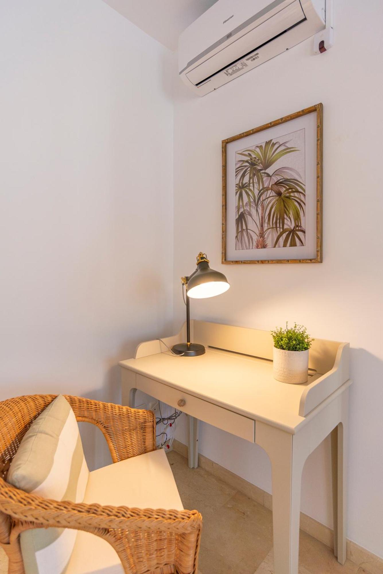 Appartement & Pool In Center Málaga