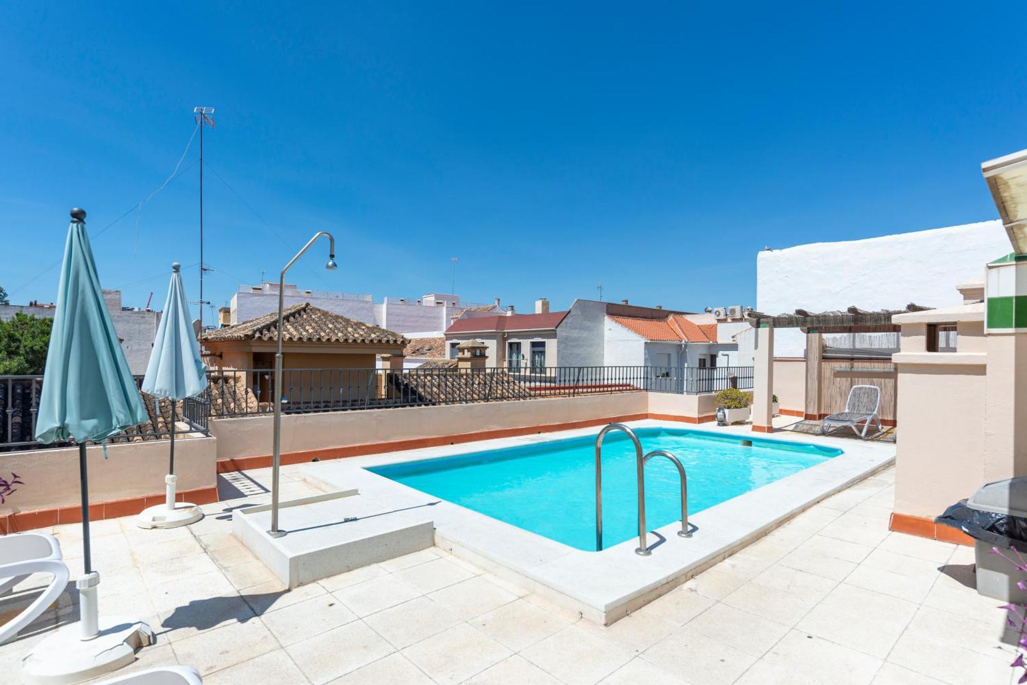 Appartement & Pool In Center